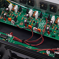 SOUND KING SK25000 - 2.1 CH AMPLIFIER WITH OPTICAL & COAXIAL SOUND KING SK25000 - 2.1 CH AMPLIFIER WITH OPTICAL & COAXIAL