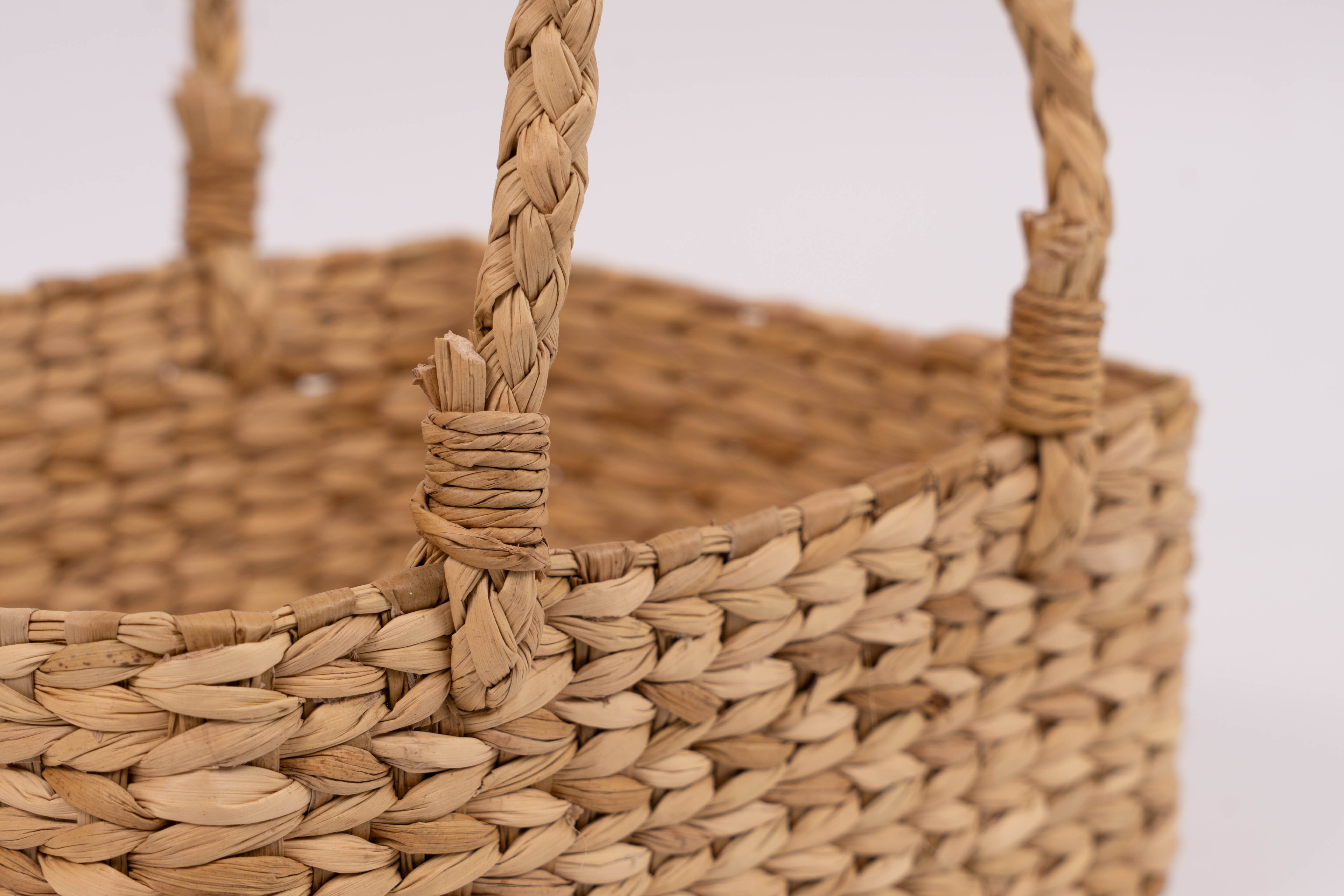 Kauna Hamper Basket Big (10'*8'*4') Kauna Hamper Basket Big (10'*8'*4')