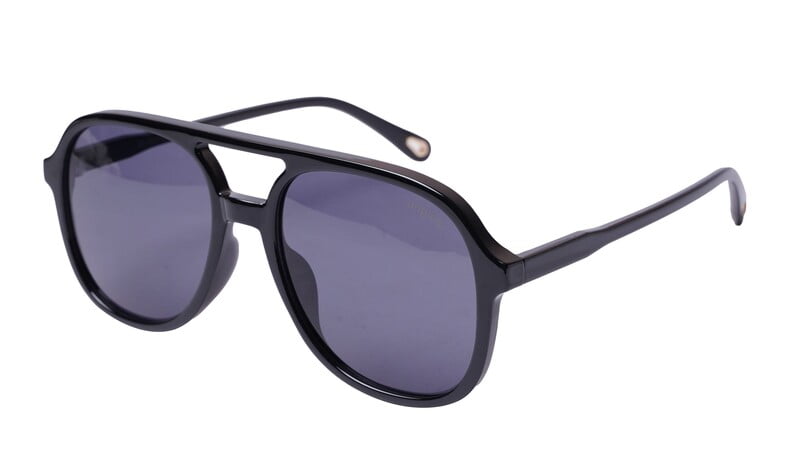 Soigné Unisex Aviator Sunglasses.Gloss Black Frame Soigné Unisex Aviator Sunglasses.Gloss Black Frame