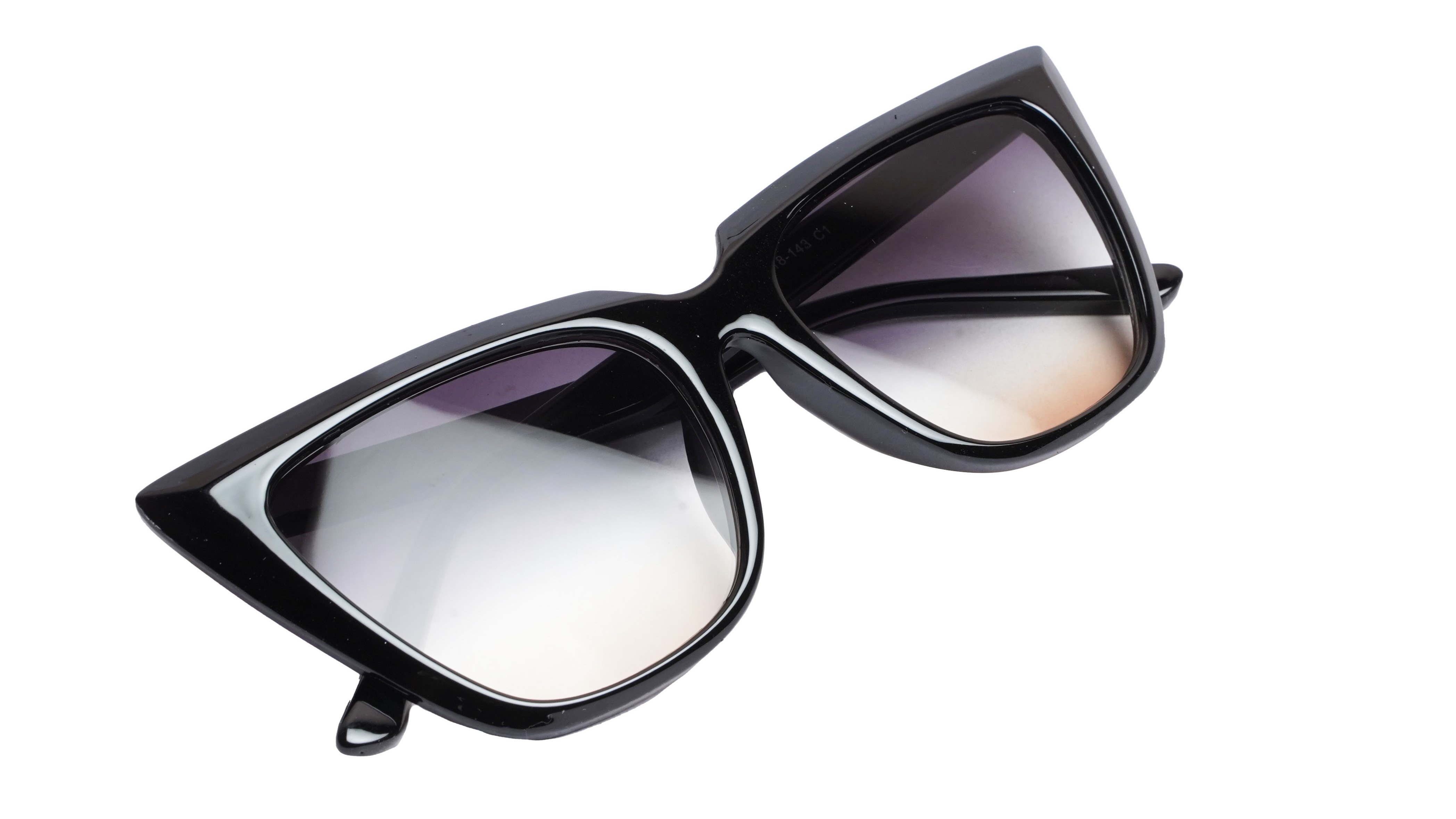 Soigné Female Oversized Cat Eye Sunglasses. Gloss Black