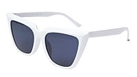 Soigné Female Oversized Cat Eye Sunglasses. White Frame Soigné Female Oversized Cat Eye Sunglasses. White Frame
