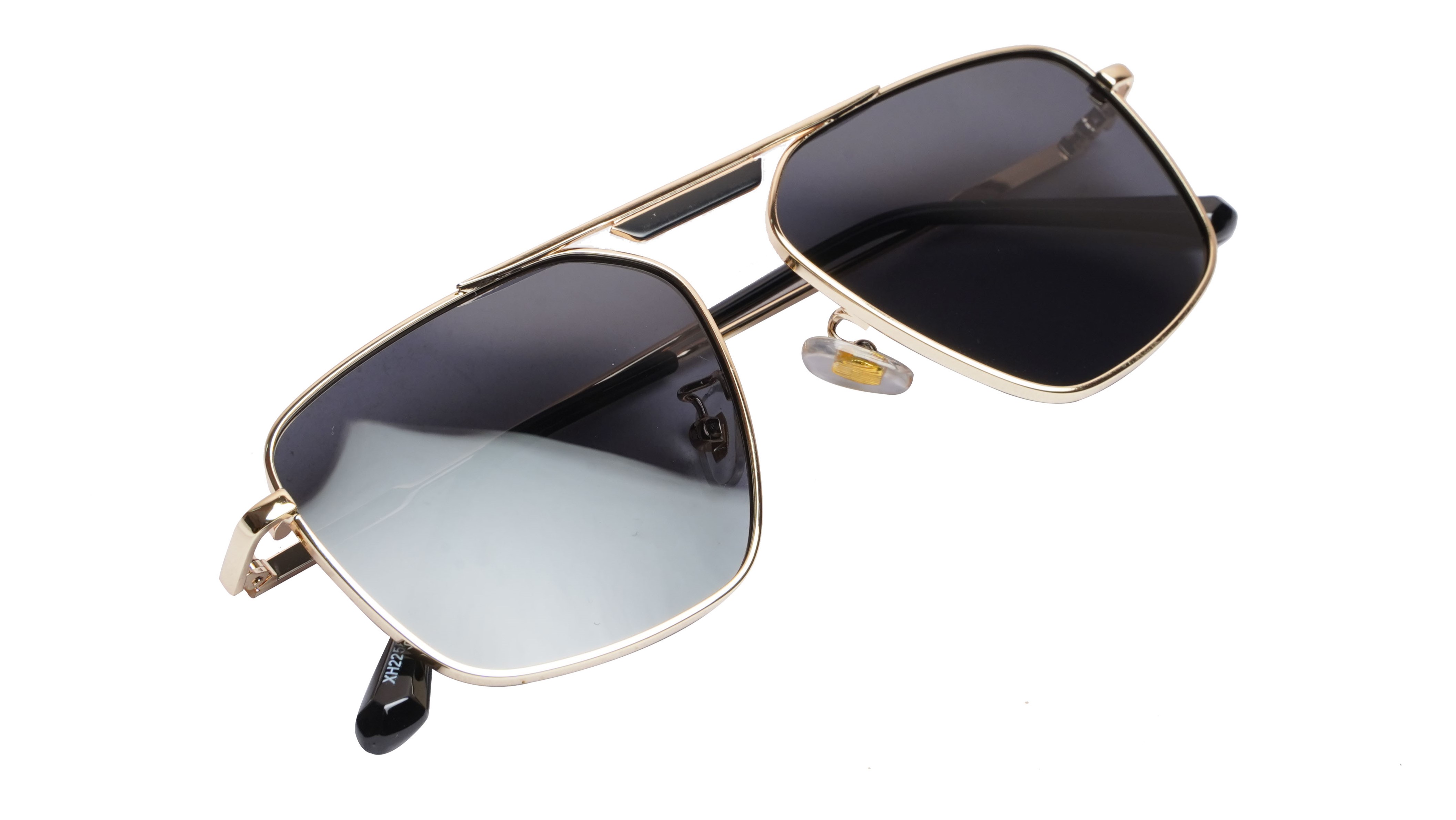 Soigné Unisex Medium Square Sunglasses.Golden Frame.Black Lens