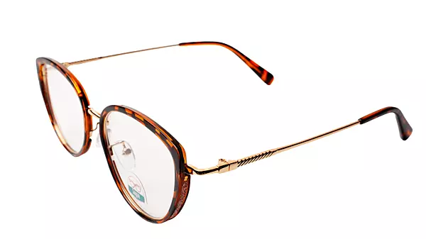 Soigné Female Large Cat Eye Spectacle Frame.Leopard Print Color