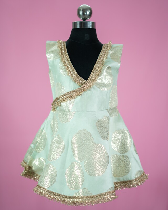 Mint Cascade Twirl