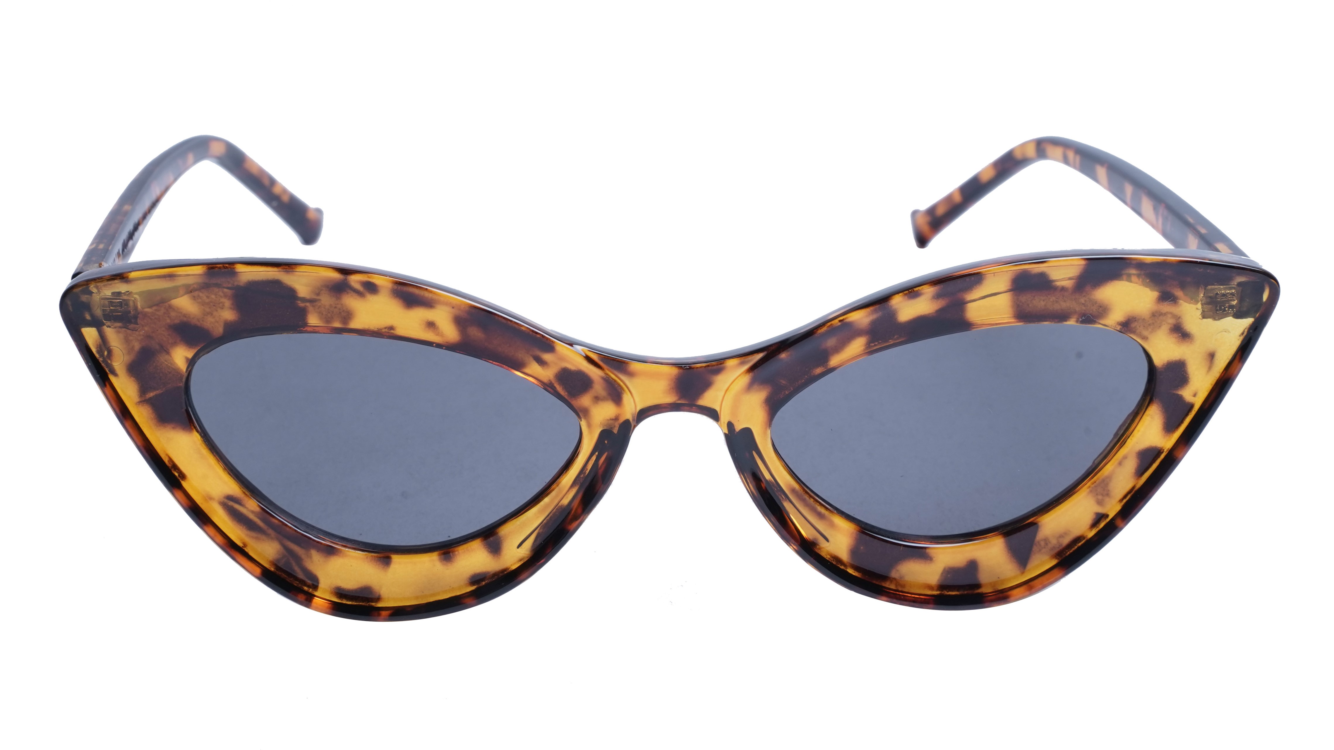 Soigné Female Large Cateye Sunglasses.Leopard Print Frame