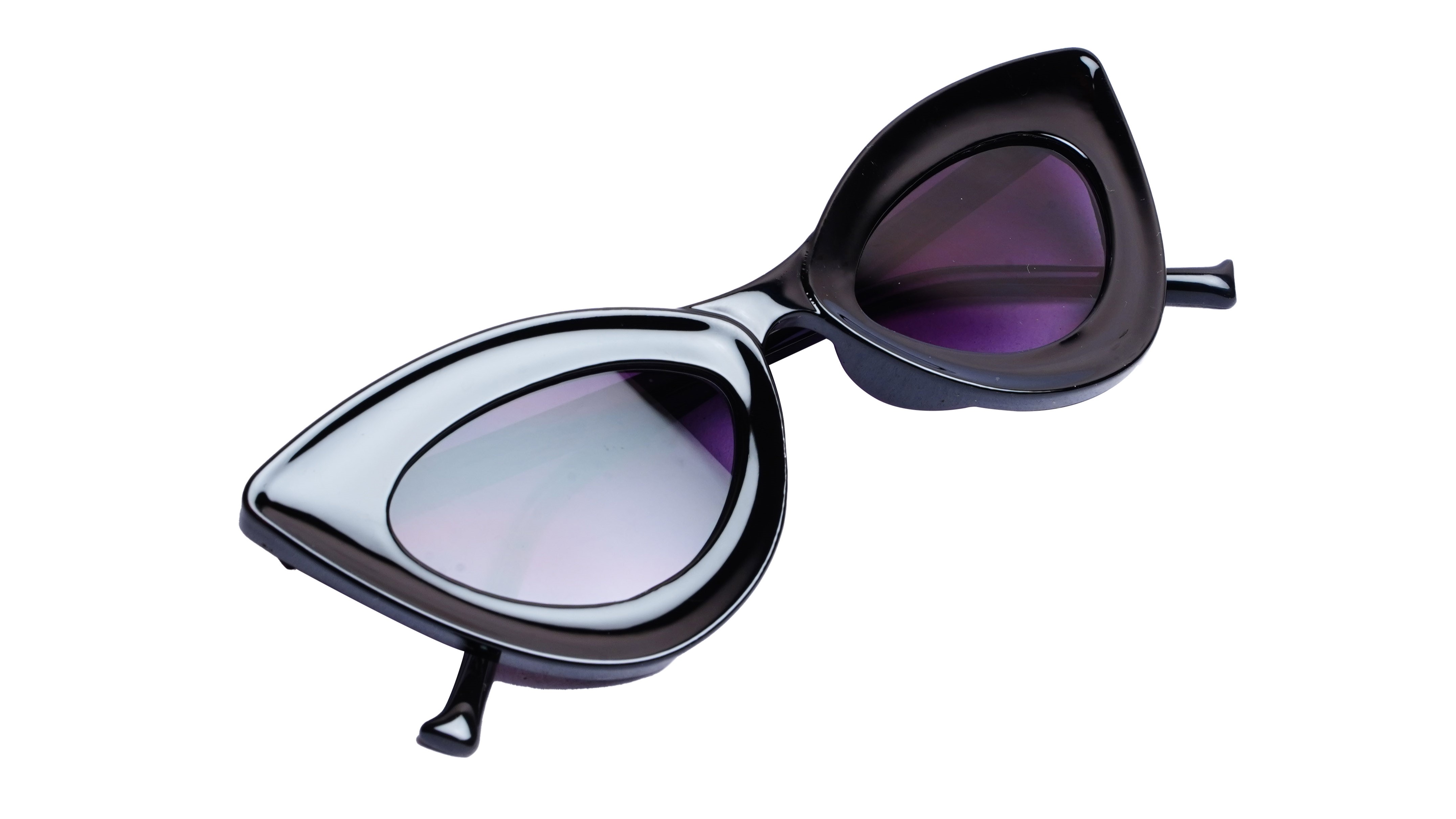 Soigné Female Large Cateye Sunglass.Glossy Black Frame