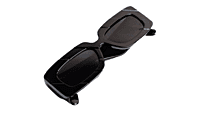 Soigné Female Large Rectangular Sunglasses.Black Color Frame Soigné Female Large Rectangular Sunglasses.Black Color Frame