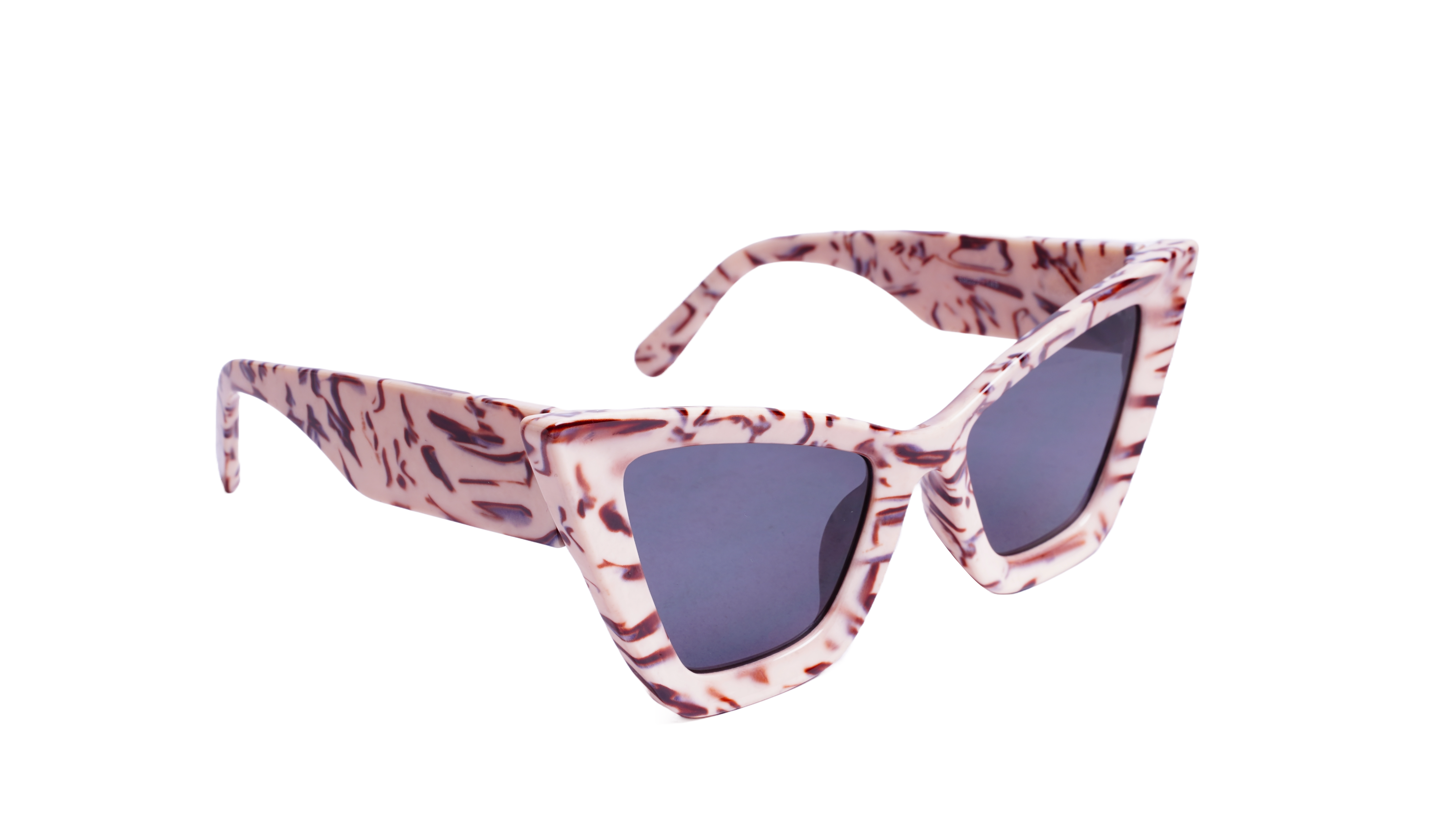 Soigné Female Oversized Cat Eye Sunglasses.Cream&Brown