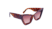 Soigné Female Oversized Cat Eye Sunglasses.Leopard Print Soigné Female Oversized Cat Eye Sunglasses.Leopard Print