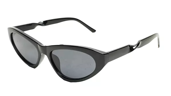 Soigné Female Large Cat Eye Sunglasses.Glossy Black Color