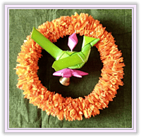 Reusable Lily Ring with Hanging Reusable Lily Ring with Hanging