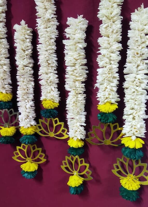 Lilly With Lotus Hanging