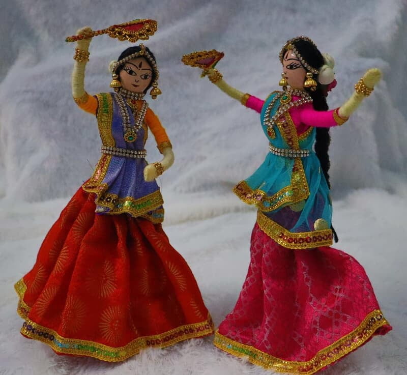 Dancing Girl Doll Set