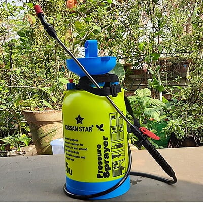 Kisan Star 5-Litre Plastic Manual Sprayer (Colour May Vary) Kisan Star 5-Litre Plastic Manual Sprayer (Colour May Vary)