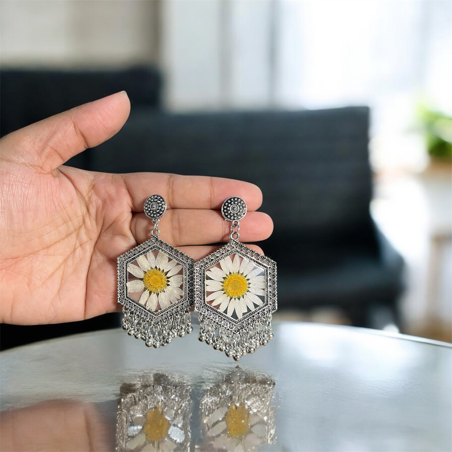 Daisy Jhumka