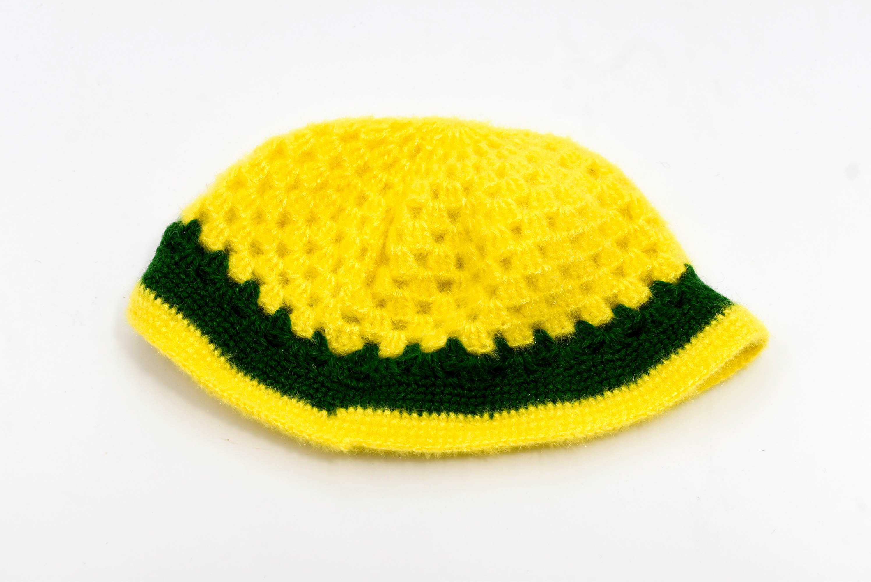 Handknitted Yellow and Green Woolen Poncho for kids (1 - 3 Years) Handknitted Yellow and Green Woolen Poncho for kids (1 - 3 Years)