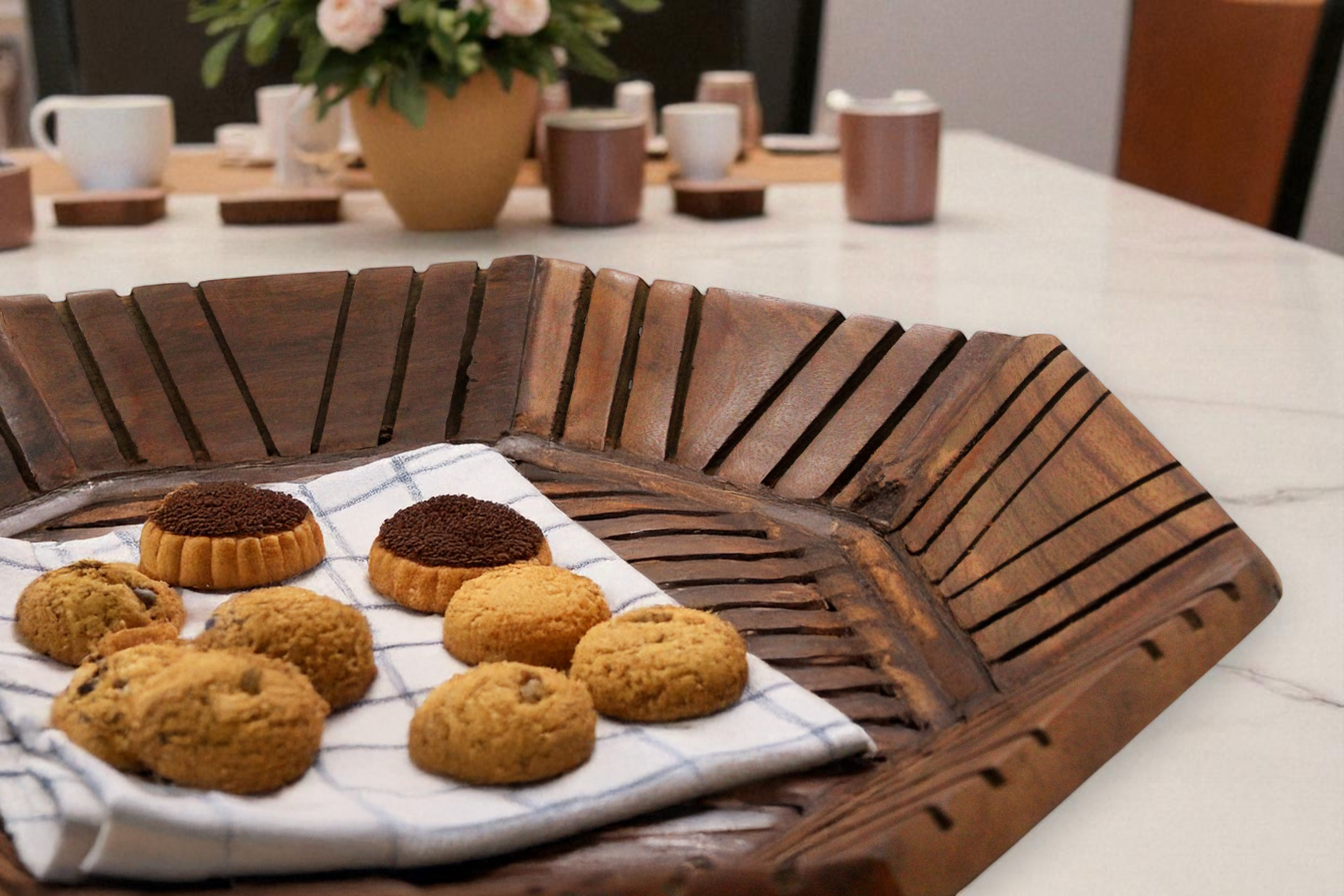 Octagonal Wooden Serving Tray with Floral Design, 30 x 30 x 4.2 cm, Brown