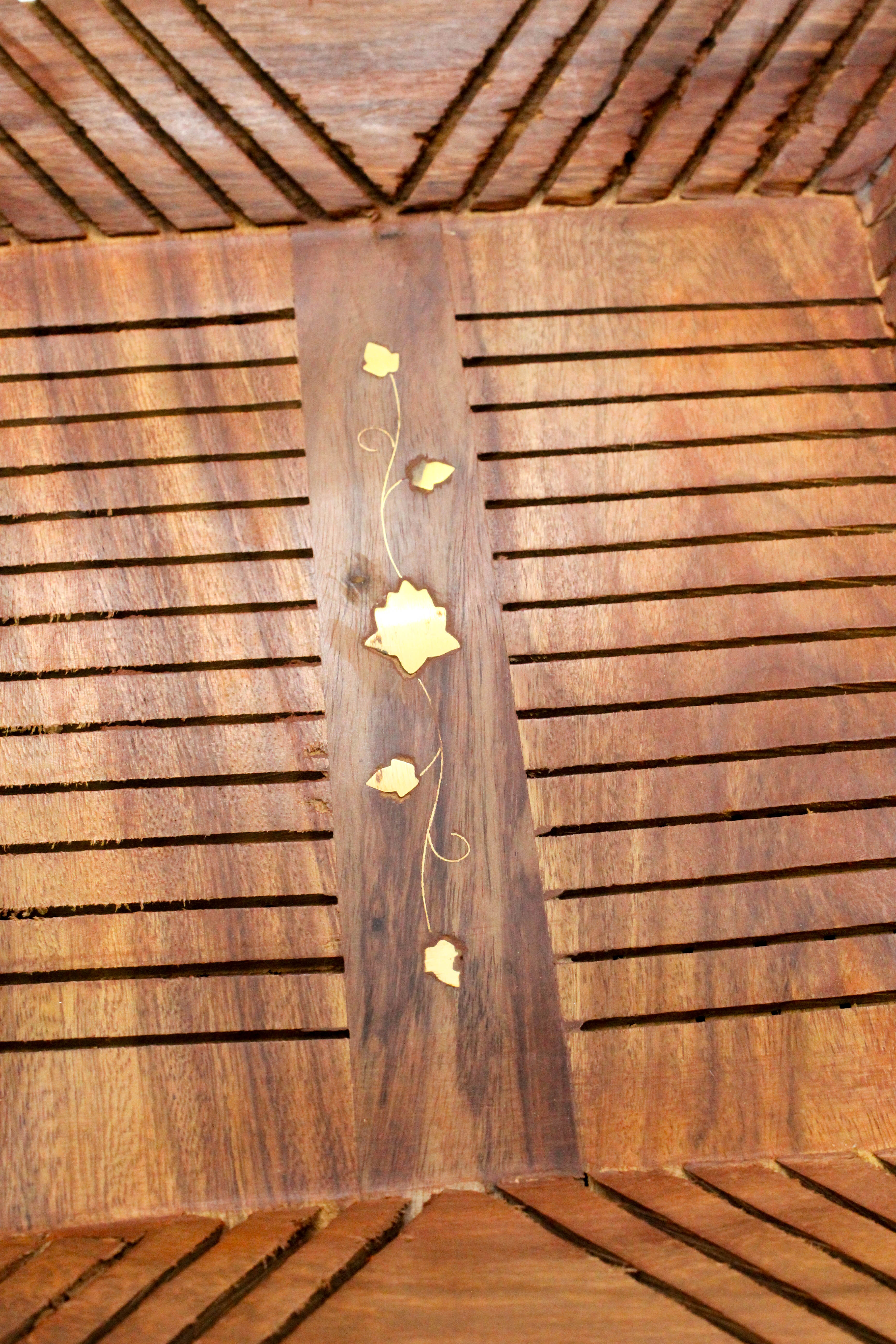 Handcrafted Wooden Serving Tray with Slotted Design, 28 x 28 x 4 cm