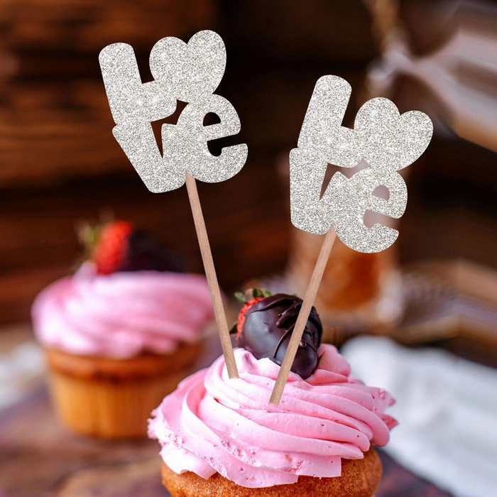 Glitter Love Topper