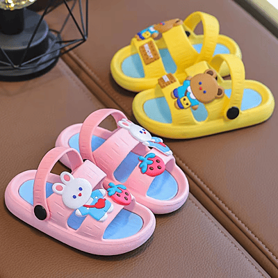 Boys' and Girls' Soft Sole Sandals Anti Slip Cartoon Cute Breathable Hole Shoes Cartoon Baby Sandals Flat Heels Boys' and Girls' Soft Sole Sandals Anti Slip Cartoon Cute Breathable Hole Shoes Cartoon Baby Sandals Flat Heels