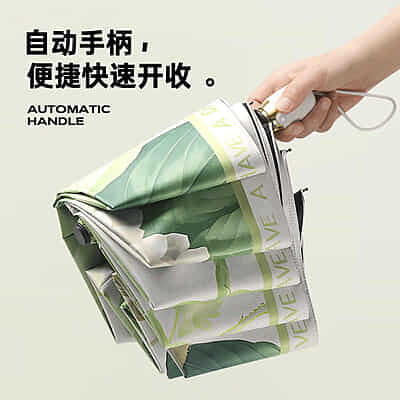 Eight-Skeleton Small Fresh Floral UV Folding Umbrella Black Coating New Three-Fold Open Wooden Handle European