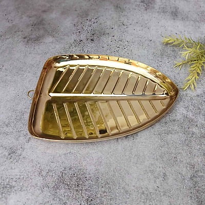 Brass Banana Leaf Plate/Thali Designed Multipurpose Plate Brass Banana Leaf Plate/Thali Designed Multipurpose Plate