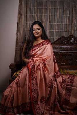 Peach color hand block print on pure Mulberry, katan silk (ss) Peach color hand block print on pure Mulberry, katan silk (ss)