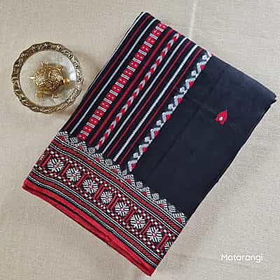 Black Premium Handwoven Khadi Cotton Jamdani Saree Black Premium Handwoven Khadi Cotton Jamdani Saree