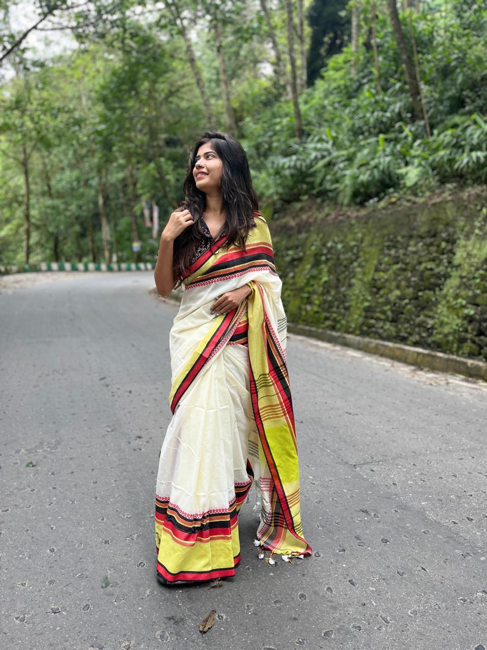 Jhinuk - ঝিনুক ( Khadi cotton sarees )
