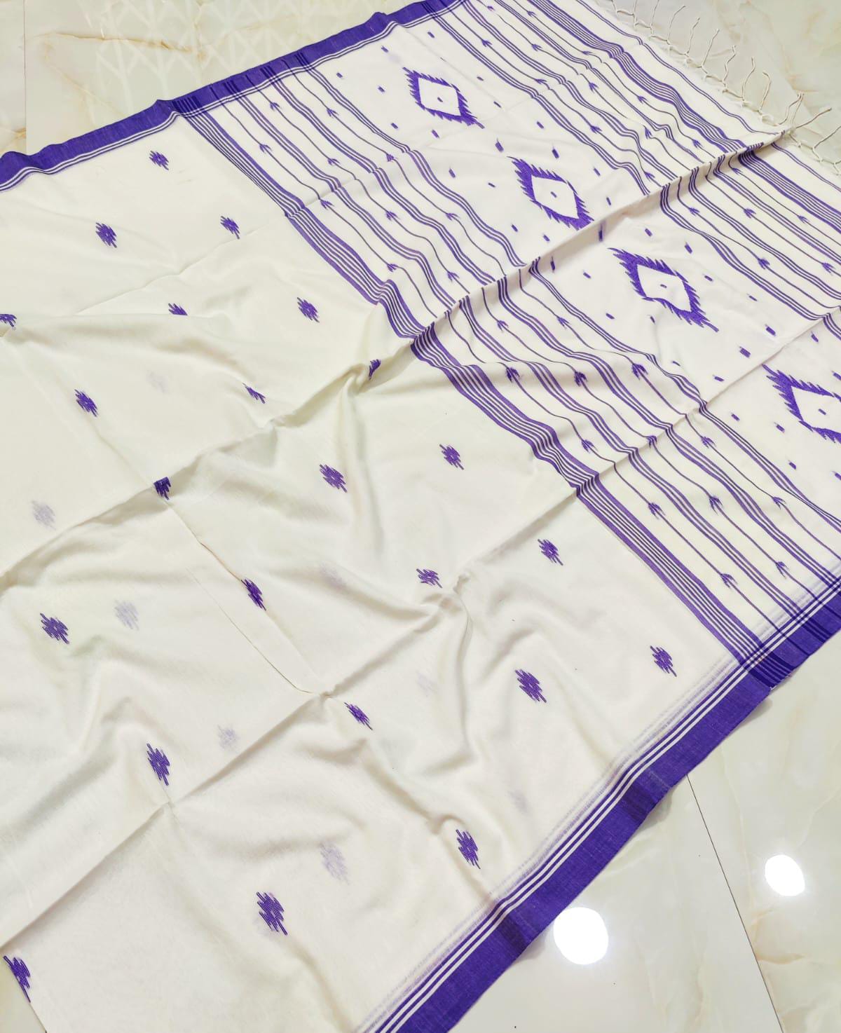 Yagnaseni - याज्ञसेनी ( Khadi cotton sarees )