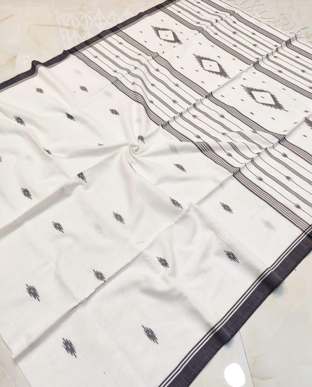 Malathi - मालती ( Khadi cotton sarees )