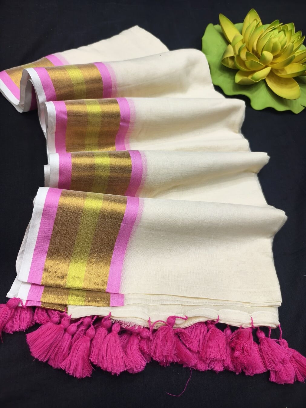 Annapoorna - അന്നപൂര്ണ്ണ ( Mul cotton sarees )