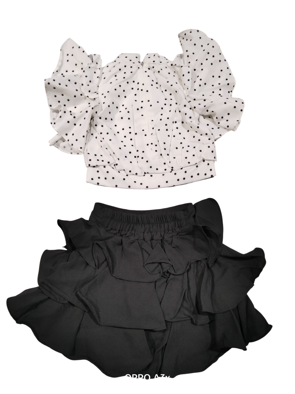 Girls’ Stylish Polka Dot Top & Frill Skirt Set D.11.2218 B.1820