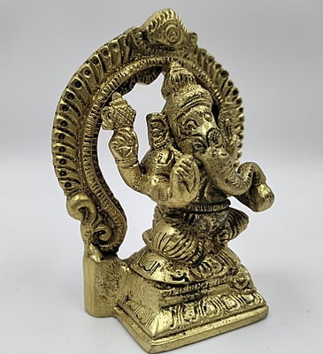 Ganesh Singhasan