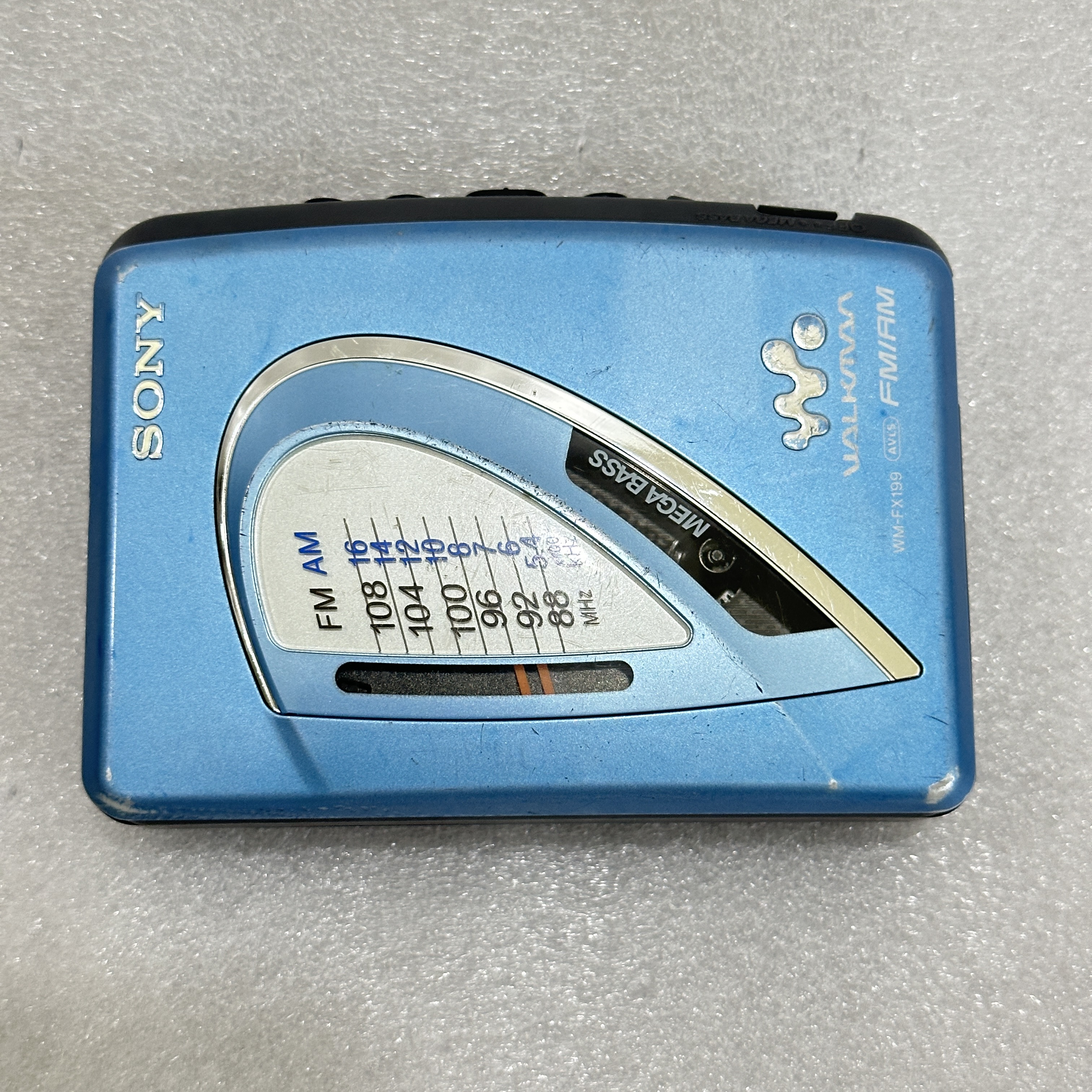 SONY - Stereo Cassette Walkman Blue - FM/AM - WM-FX199-B