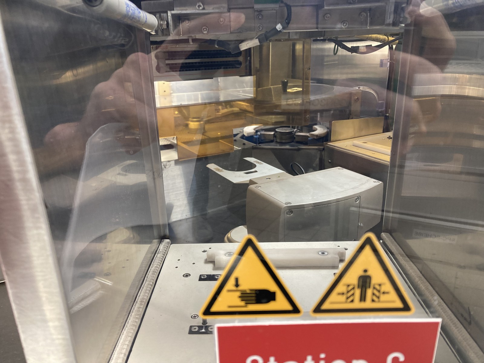 Used DISCO DFG840 Precision Double-Sided Surface Grinder (Qty 3, 1997) Used DISCO DFG840 Precision Double-Sided Surface Grinder (Qty 3, 1997)