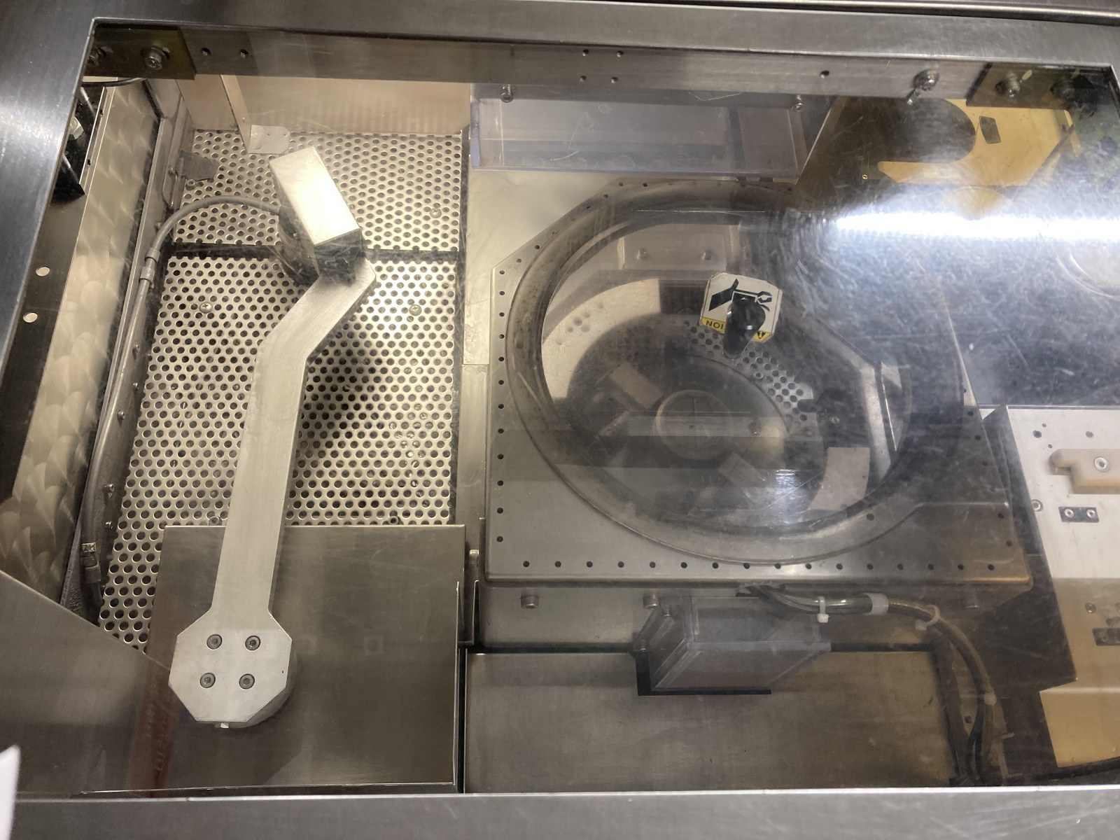 Used DISCO DFG840 Precision Double-Sided Surface Grinder (Qty 3, 1997) Used DISCO DFG840 Precision Double-Sided Surface Grinder (Qty 3, 1997)