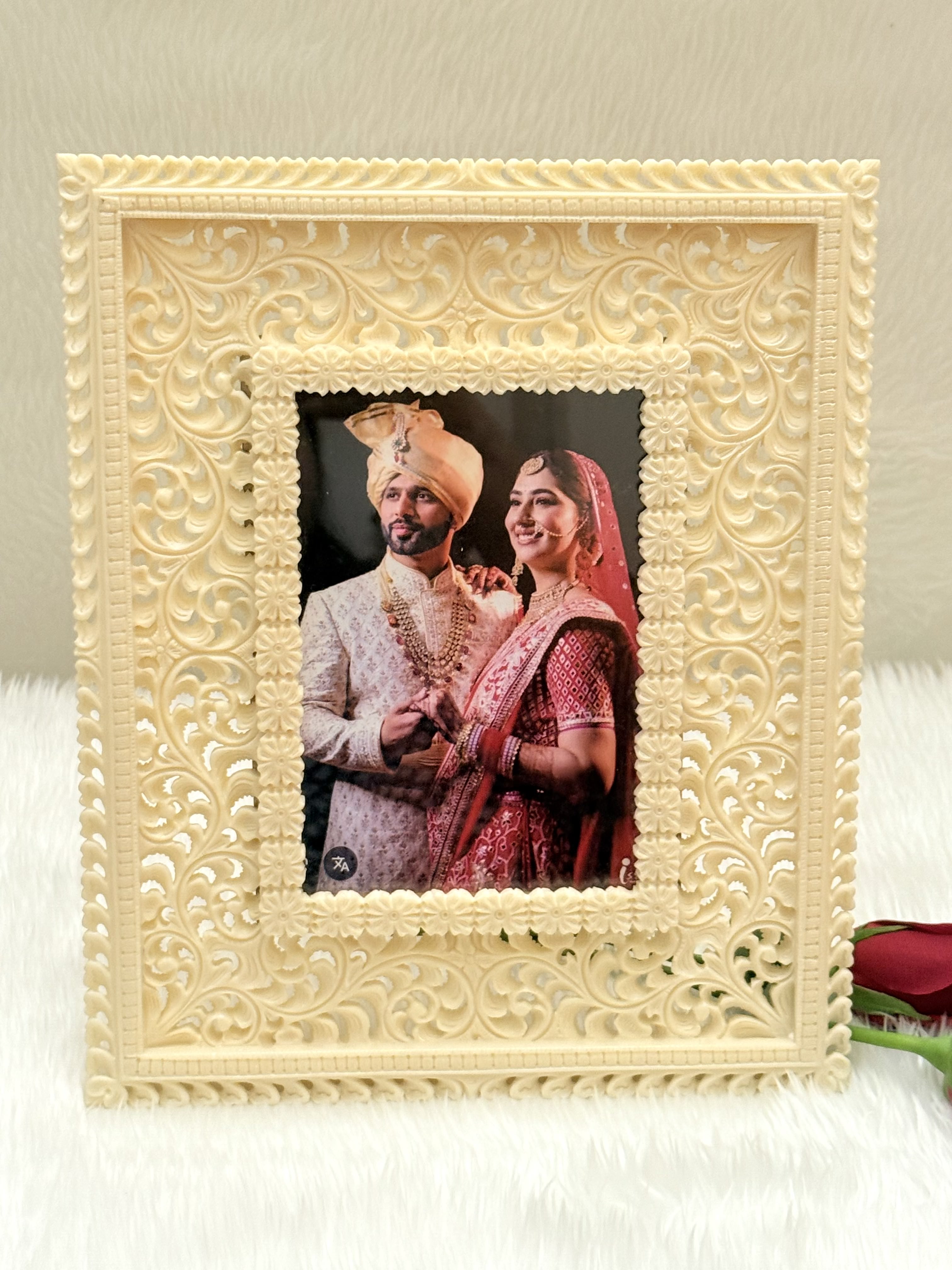 Ivory Look Alike Frame Ivory Look Alike Frame