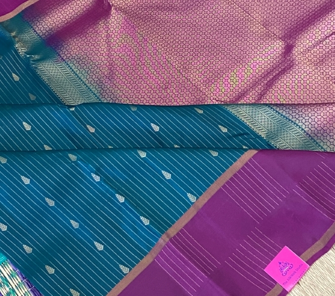 Chetana - The Silk Walk Delights (Zari Lines) 19864 Chetana - The Silk Walk Delights (Zari Lines) 19864