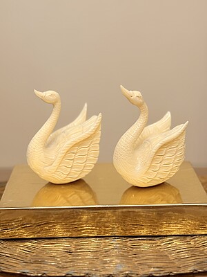 Ivory Look-Alike Swan Pair