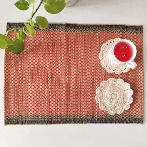 Madur Red Honey Comb Table Mat (Set of 6) Madur Red Honey Comb Table Mat (Set of 6)