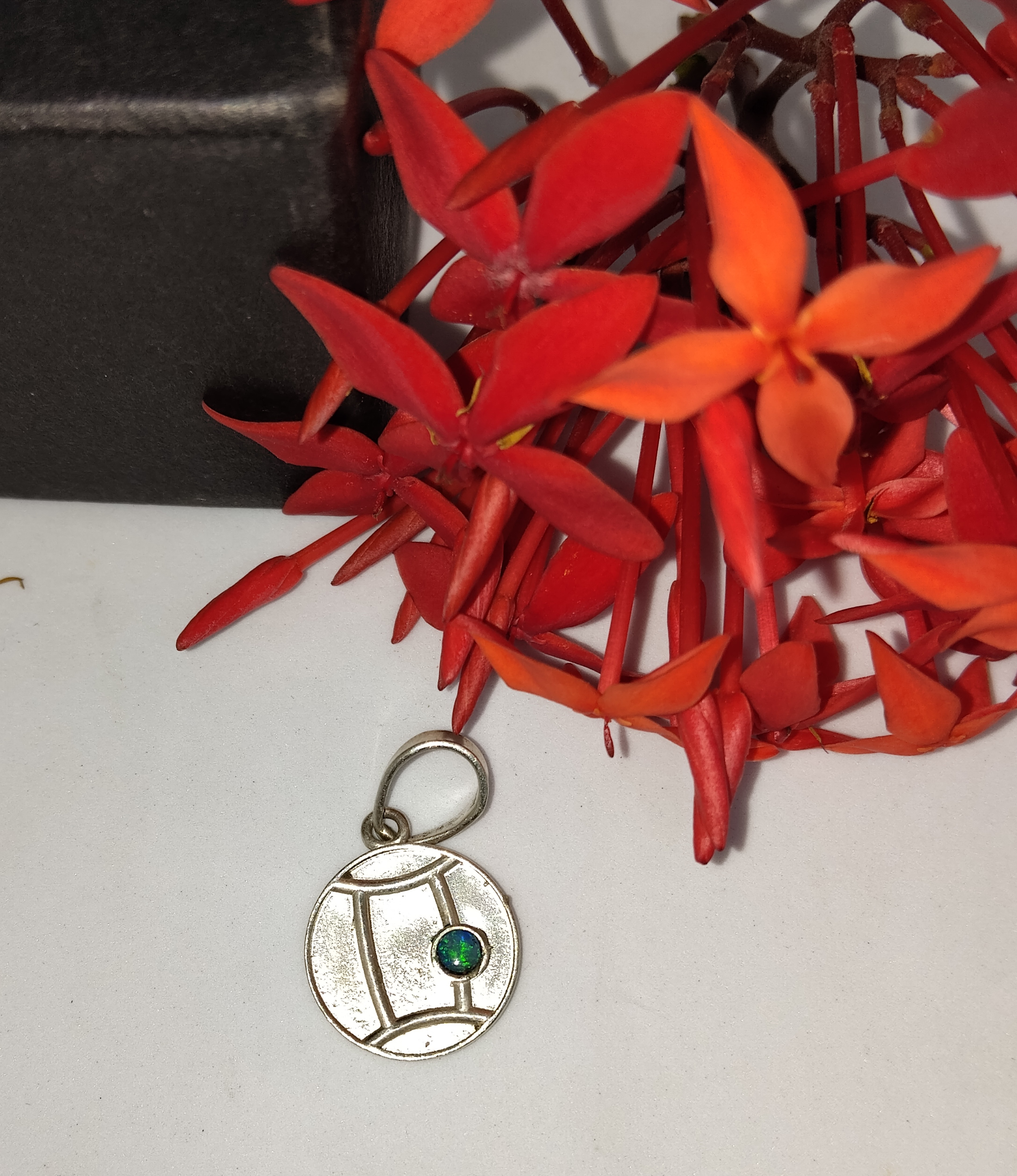 gemini pendant