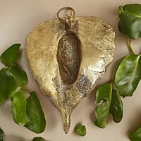 Mini Enamel Leaf Ganesh White color Aluminium Idol