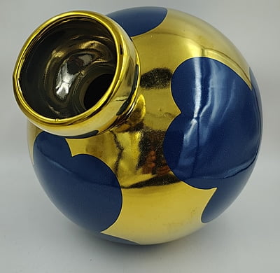 Vase 6 x 10 inch