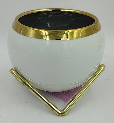 Pot With Stand 3.5 inch