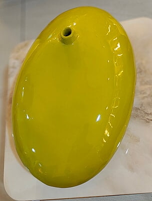 Eggvase Yellow