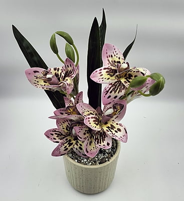 Petite Floral Pot (3" X 11") Petite Floral Pot (3" X 11")
