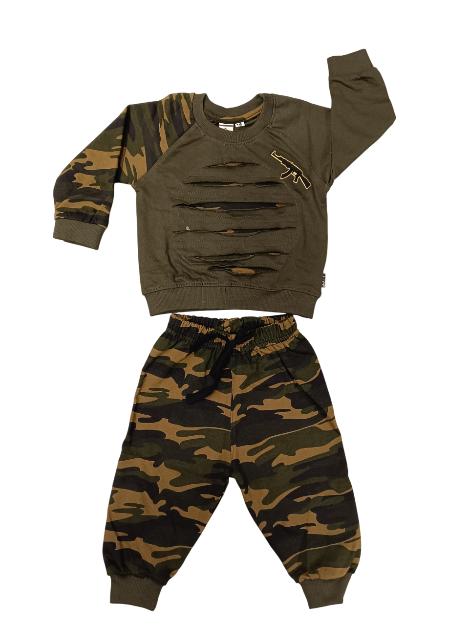 Slashed Sweatshirt & Jogger D.5.2015 B.2075 Slashed Sweatshirt & Jogger D.5.2015 B.2075