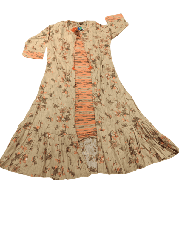 Layered Floral Kurti Set with Inner & Pant D.1.3773 Layered Floral Kurti Set with Inner & Pant D.1.3773