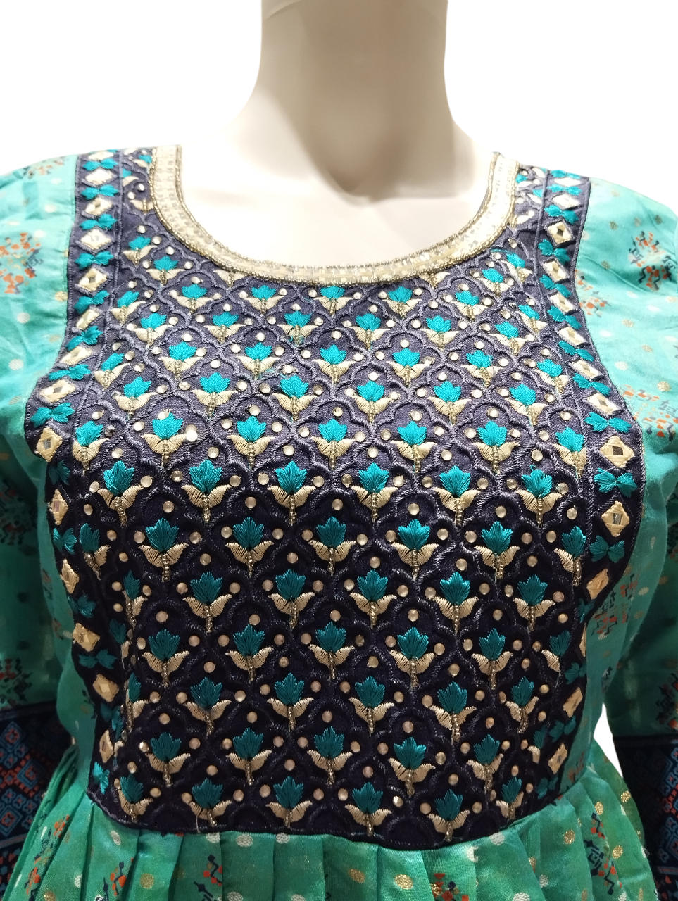 Woman long kurti D.5660 Woman long kurti D.5660